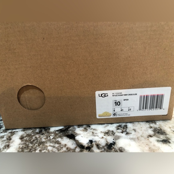 NWT UGG FUZZ SUGAR CROSS SLIDE Size 10 - Picture 4 of 9